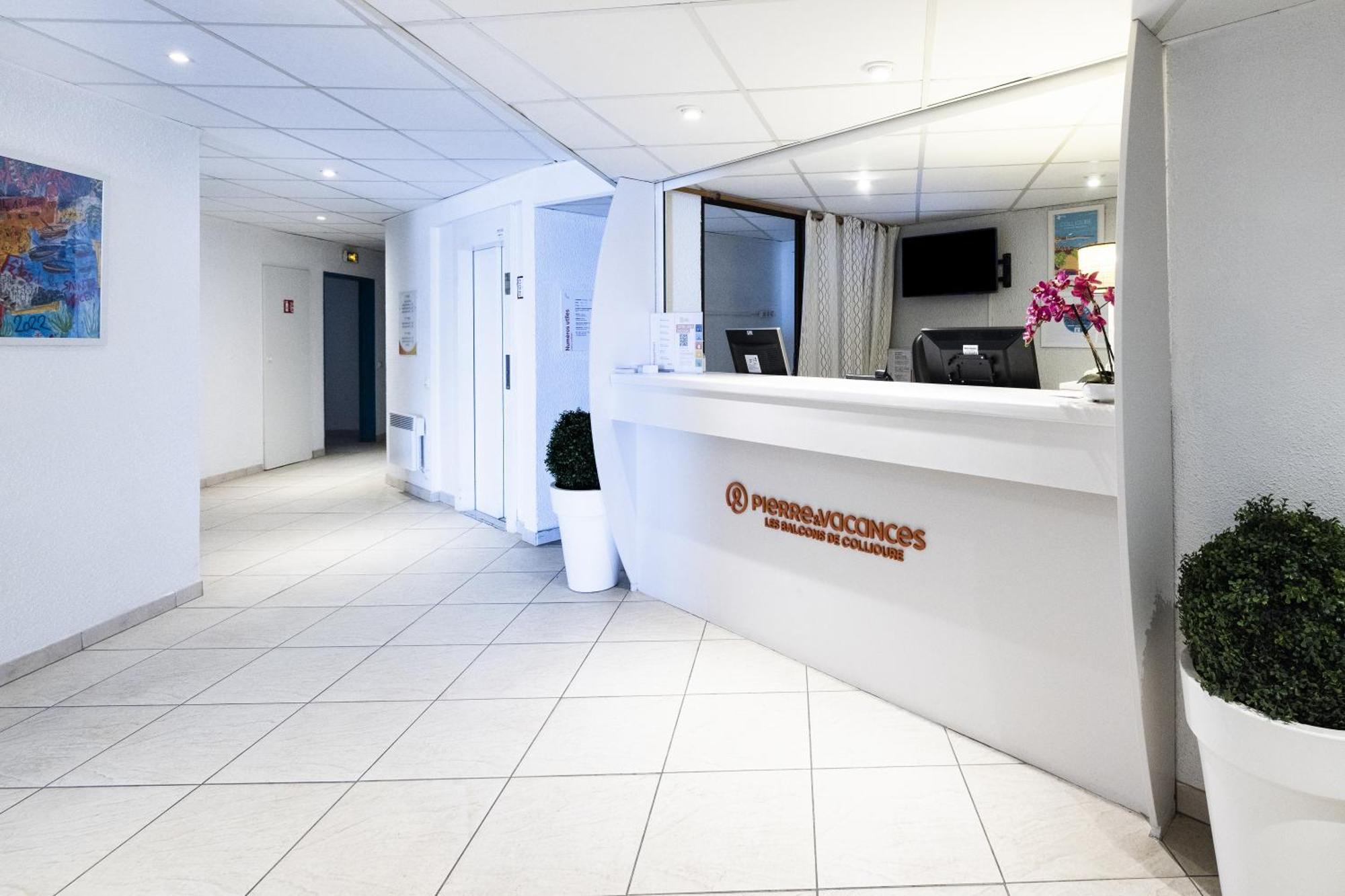 Residence Pierre & Vacances Les Balcons De Колюр Екстериор снимка
